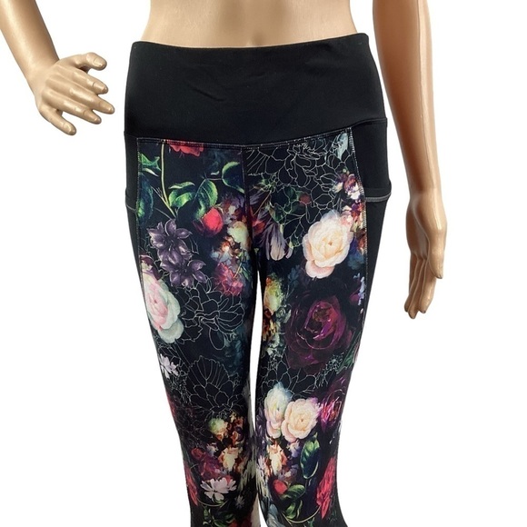 Athleta Black Orchid Relay 2.0 Capri Size S Floral - Picture 2 of 7